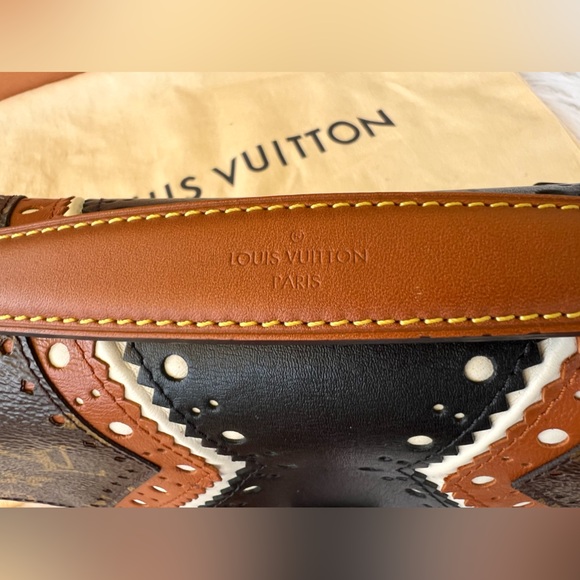 Sold!🔥🔥Louis Vuitton Pochette Métis Brogue Limited Edition Complete COA READY🔥🔥 - Picture 8 of 12